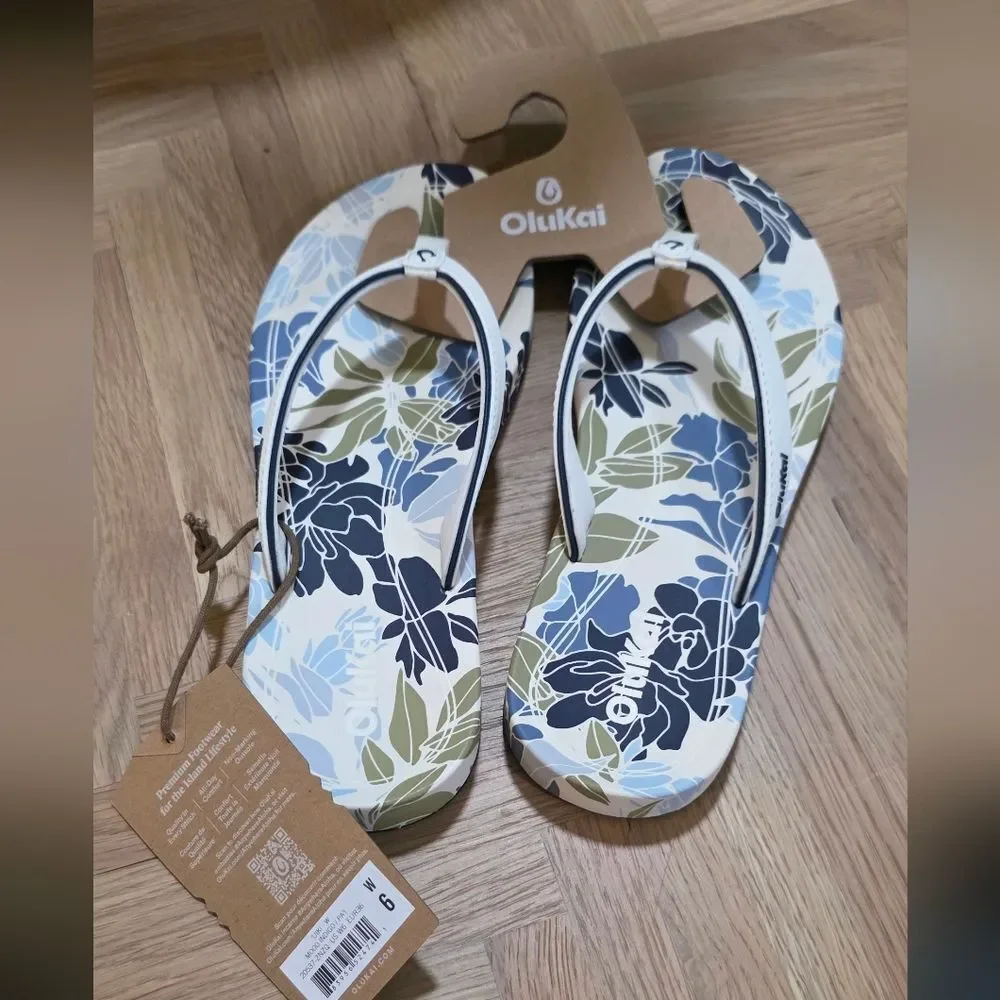 OluKai Uiki Sandals